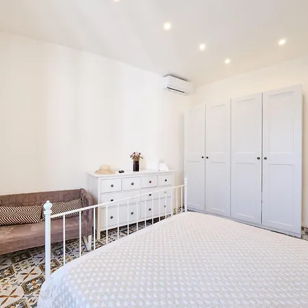 Helloapulia Panoramic Sea View Terrace - Old Town Apartment